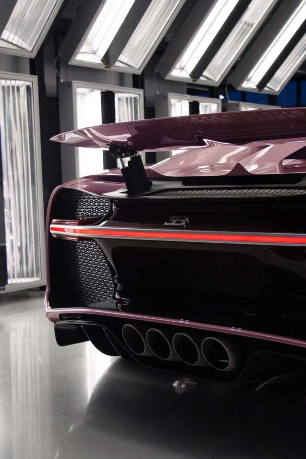 Британец заказал эксклюзивный Bugatti Chiron для своей супруги