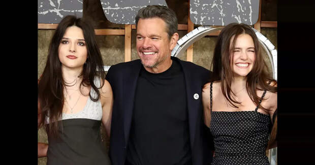 Мэтт Дэймон с тремя дочерьми, Бен Аффлек и Тейяна Тейлор в "голом" платье на премьере в Нью-Йорке