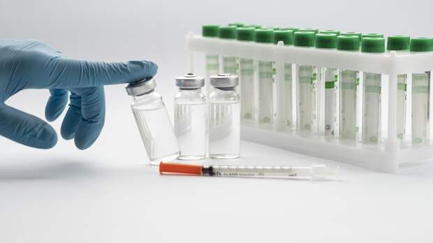 В Удмуртии более 100 тысяч жителей получили первую прививку от коронавируса