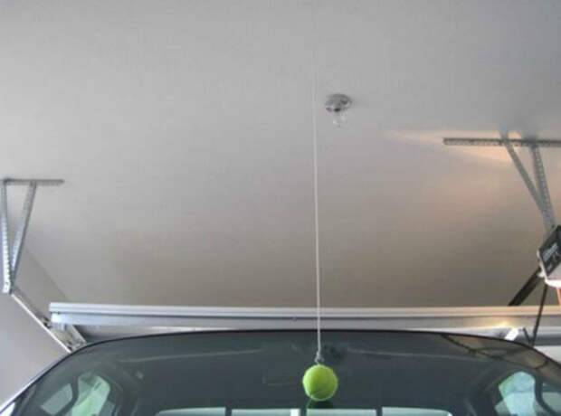 Теннисный мячик в гараже. | Фото: Pinterest.