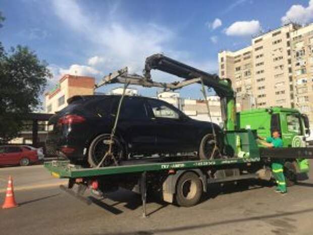 Неоплаченные административные штрафы стали причиной ареста автомобиля. Фото предоставили в пресс-службе ГУФССП по Москве