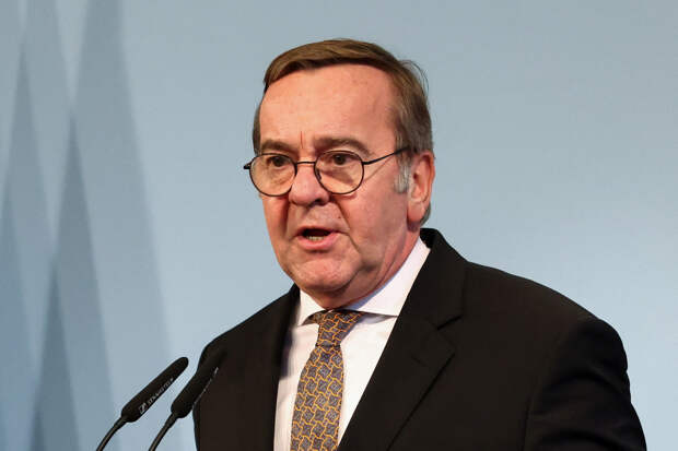 Писториус высказался о прекращении существования НАТО из-за США