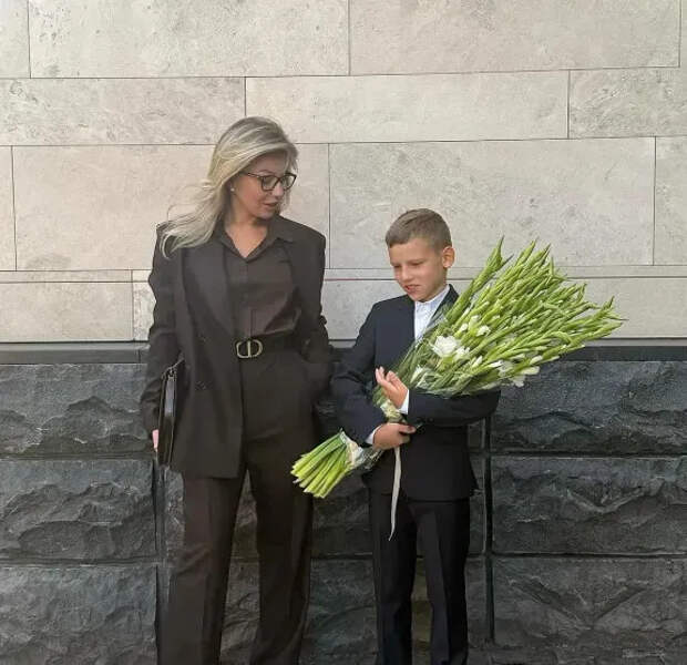 Надежда Стрелец с сыном