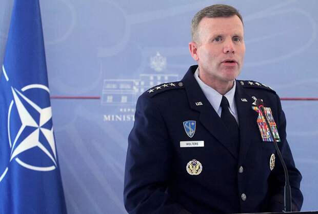 Тод Уолтерс, главнокомандующий объединенных ВС НАТО в Европе, генерал ВВС США. Источник изображения: https://vk.com/denis_siniy