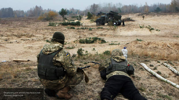 Из-за украинской власти рушатся семьи: офицер ВСУ рассказал, почему в армии Украины ненавидят Порошенко 
