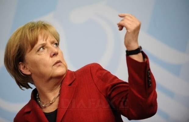 Меркель предложила оплатить долги Украины за счет налогоплательщиков ЕС Меркель предложила оплатить долги Украины за счет налогоплательщиков ЕС