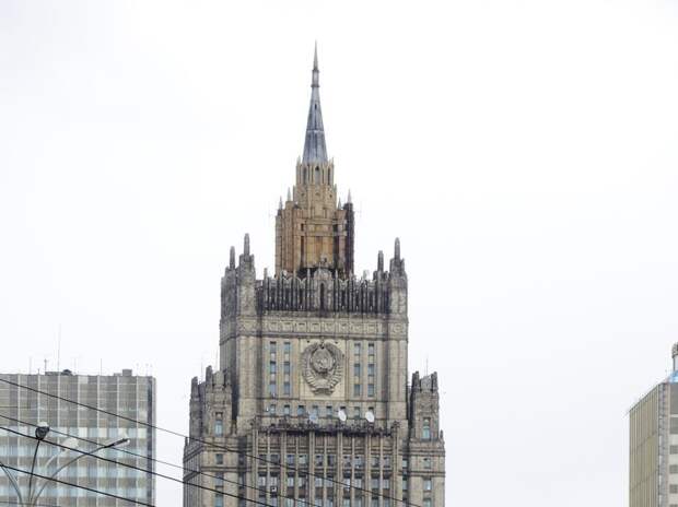 Захарова: Россия может дать дипломатический ответ после атаки на газовоз «Арктик Метагаз»