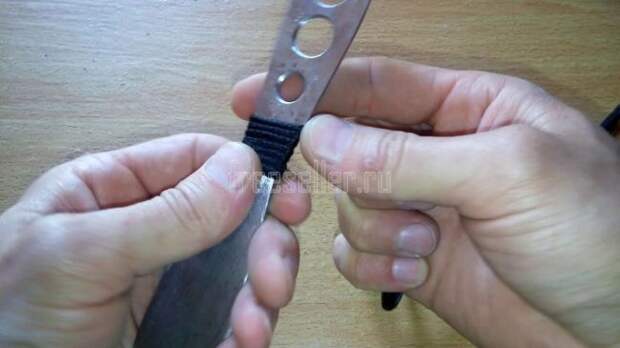 Метательный нож