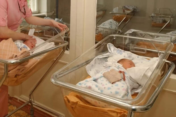 В новокузнецком роддоме проведут профобработку после гибели детей