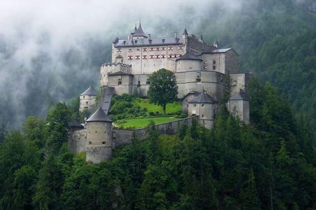 Хоэнверфен - Австрия архитектура, замки, история, красота