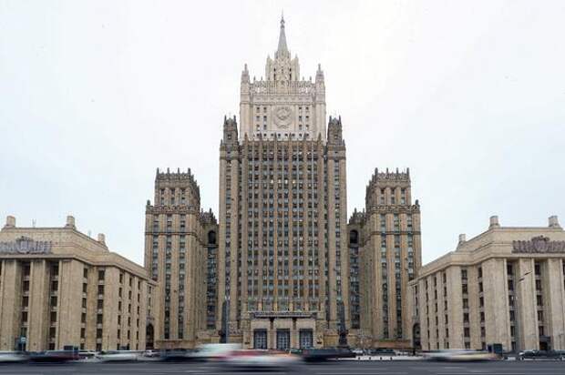 МИД: РФ готова рассмотреть серьезные предложения по урегулированию в Украине
