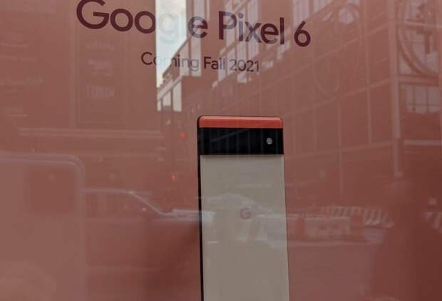 Новые смартфоны Pixel 6 и Pixel 6 Pro появились в фирменном магазине Google