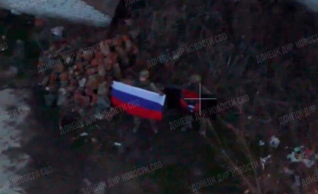 kurahovo-flag.jpg kurahovo-flag.jpg