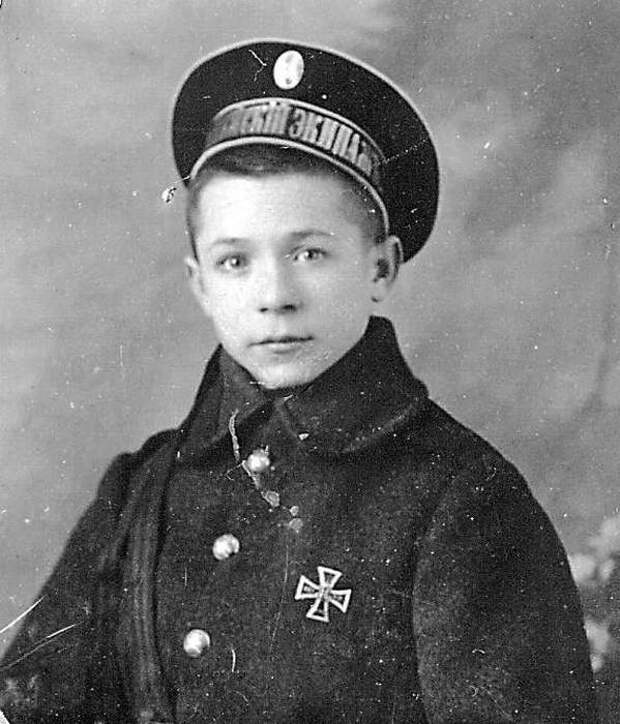 Юнга Гриня Пиньковский. Юнга Гриня Пиньковский.