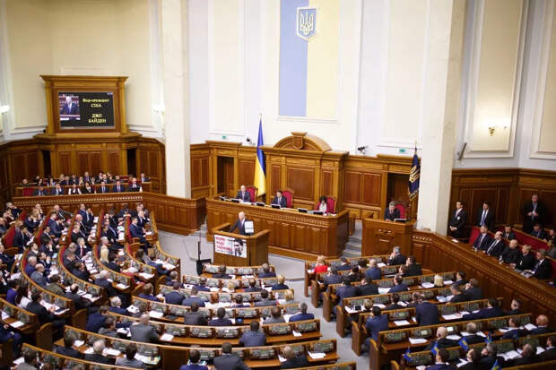 НАБУ пришло с обысками к лидерам фракций в Раде Юлии Тимошенко и Давиду Арахамии