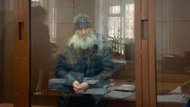 Суд признал законным продление ареста бывшему схимонаху Сергию