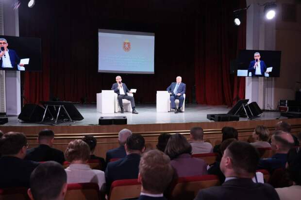 В Новомосковске Тульской области к декабрю установят стела иquot;Город трудовой доблестииquot;