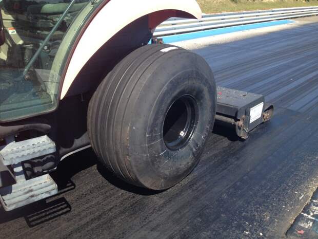 Что находится в кузове этого пикапа? авто, автоспорт, гонки, гоночный трек, драгстер, дрэг-рейсинг, резина, трасса