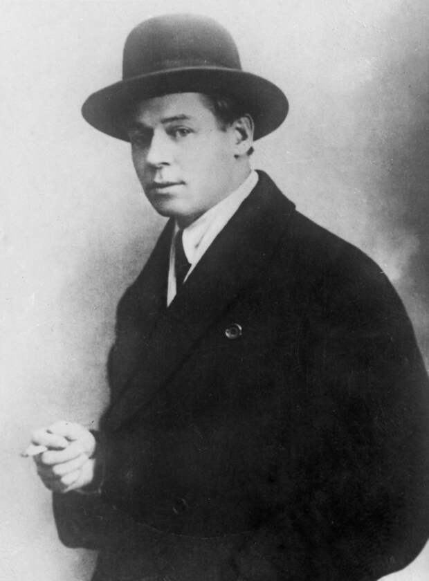 БЫЛ ЛИ ЕСЕНИН ЗООЛОГИЧЕСКИМ АНТИСЕМИТОМ?