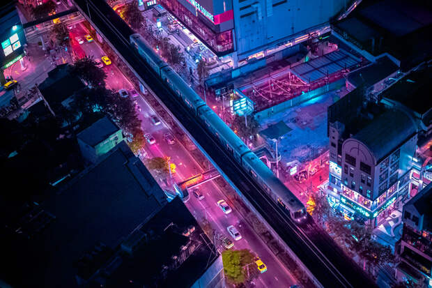 10 ярких ночных фото неоновых улиц Бангкока