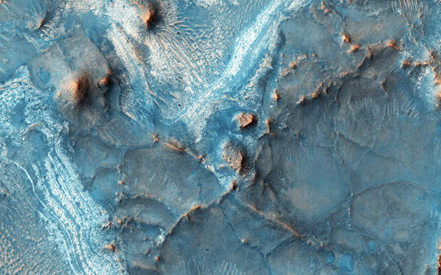 12 интереснейших фото Марса, одной из самых загадочных планет