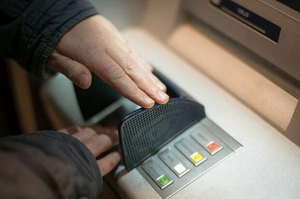 В ЦБ сообщили об ущербе, нанесенном злоумышленниками банкоматам в 2017 году