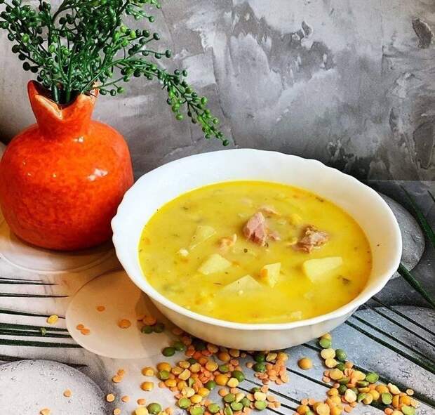 Врачи и диетологи не советуют часто есть эти супы