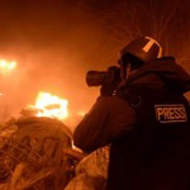 1469865540_journalists