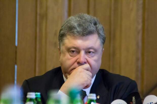 Украинская рада "встала на дыбы" прямо сейчас решается судьба Порошенко