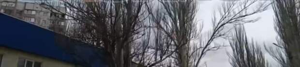 В Донецке штормовой ветер https://t.me/webmoney_dn/319912Video: Видео от Донецкая группа новостей|Донецк.ДНР