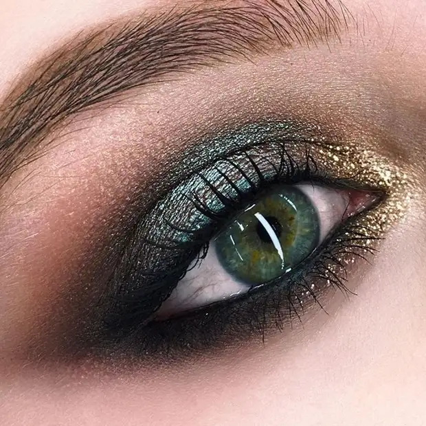 Самый потрясающий макияж глаз 2022: идеи, которые сделают из вас красотку (+36 фото)