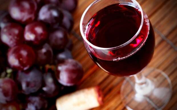 5 оправданий вашим вечерним бокалам вина