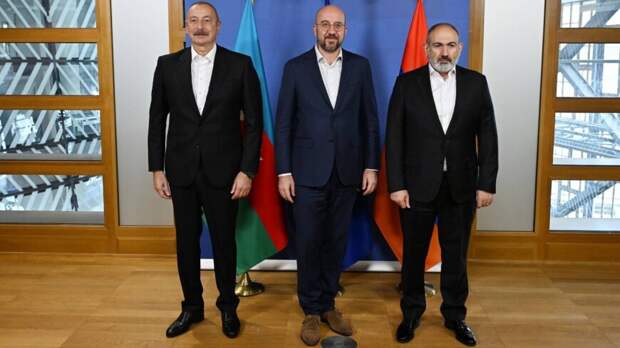 Президенты Азербайджана и Армении провели переговоры в Брюсселе