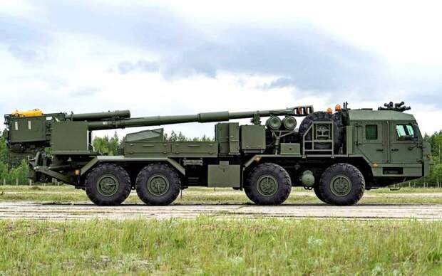 На фото впервые попала новейшая российская САУ «Мальва»