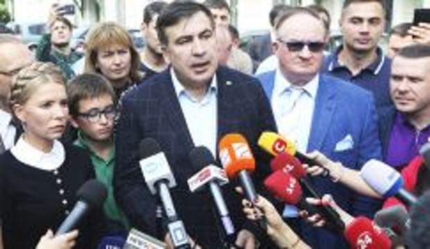 М. Погребинский: Саакашвили отвесил Порошенко звонкую пощечину