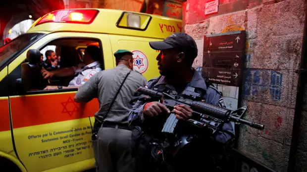 В МИД Израиля взорвалась дымовая граната