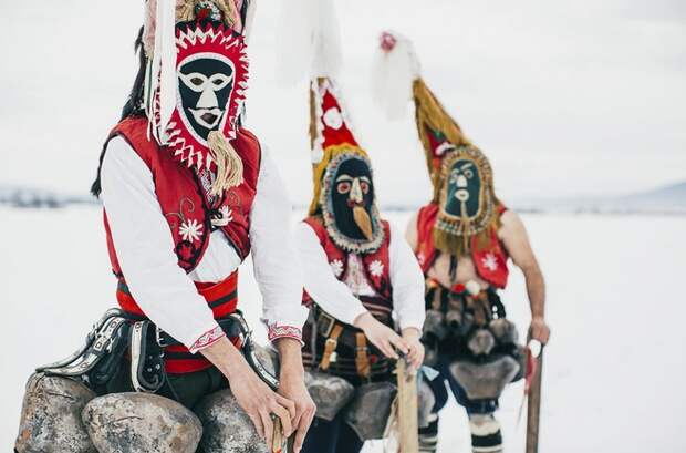 Кукер — самый небанальный новогодний ритуал в Болгарии