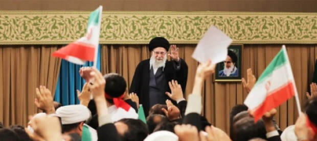 Мерц анонсировал смену власти в Иране. Фон дер Ляйен и Каллас готовят санкции