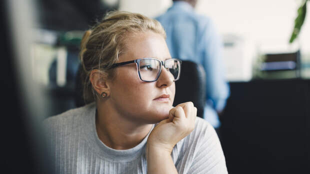 Психолог Булгакова: стресс может возникнуть из-за работы в опенспейсе