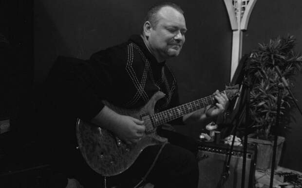В возрасте 48 лет в Рязани скончался музыкант Дмитрий Крылов