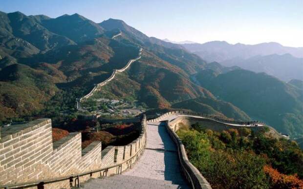 Великая китайская стена с высоты птичьего полета смотрится впечатляюще. /Фото: 2.bp.blogspot.com