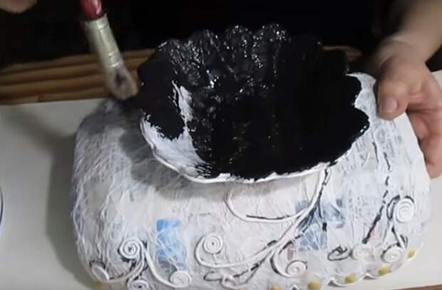 Как сделать хлебницу из пластиковой бутылки Как сделать хлебницу из пластиковой бутылки