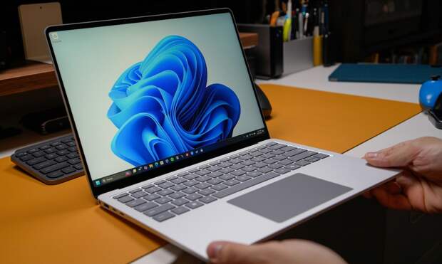 Все компьютеры Microsoft подорожали