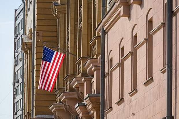 Профессор из Норвегии назвал отказ Запада от диалога с Россией «массовым психозом»