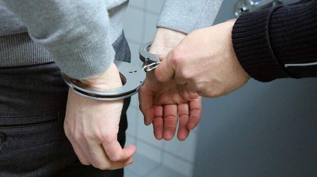 Полицейские ЮВАО задержали подозреваемых в разбойном нападении
