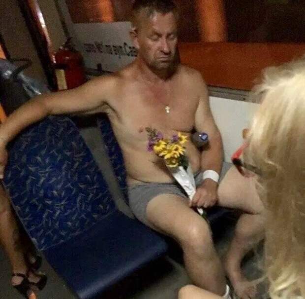 Сразу готов ко всему - к другому исходу не привык Сразу готов ко всему - к другому исходу не привык альфа-самец, альфач, знакомства, отношения, прикол, романтики, смешно, фото
