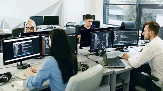 Короткая рабочая неделя ждет россиян в конце апреля