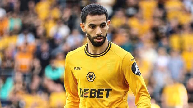 "Манчестер Сити" подписал защитника Райана Аит-Нури за €40 млн