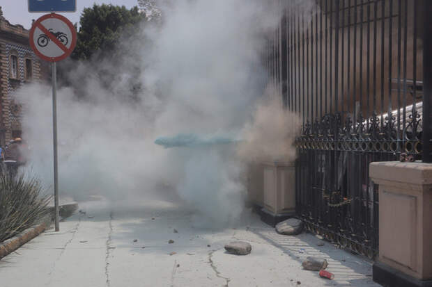 «Людей выбрасывают из машин»: россиянин рассказал, что происходит в Мексике