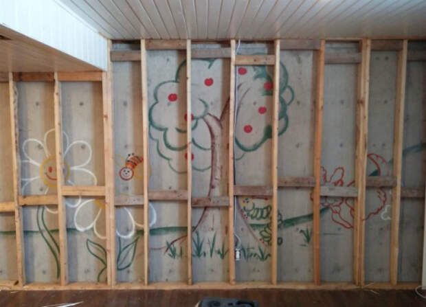 Творчество предыдущих жильцов.